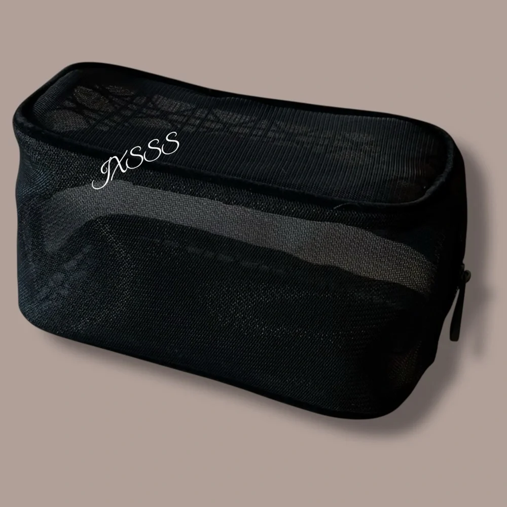 Black (Mesh) Dior Beauty Cosmetic-Makeup Bag - Picture 12 of 15